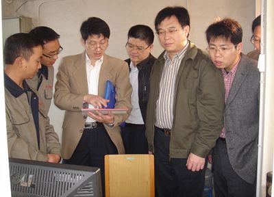 省經(jīng)委、市經(jīng)委領(lǐng)導(dǎo)了解工作情況